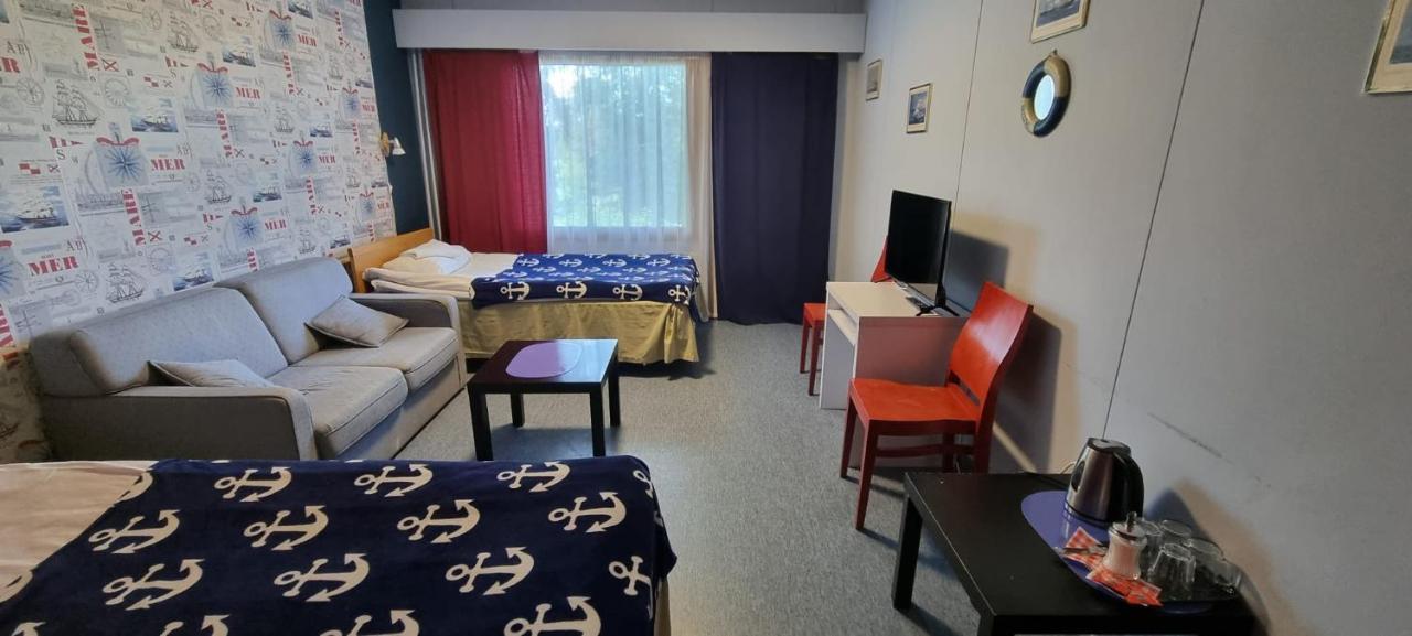 Hotel Villa Vanessa Siltakylä Buitenkant foto