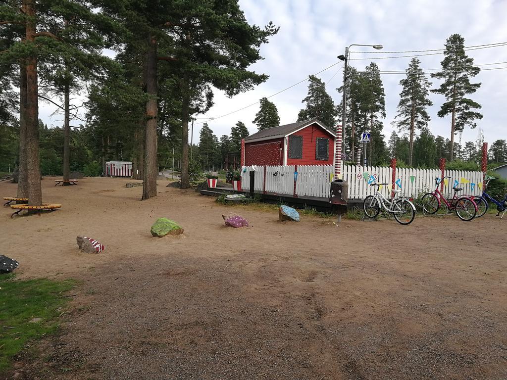 Hotel Villa Vanessa Siltakylä Buitenkant foto