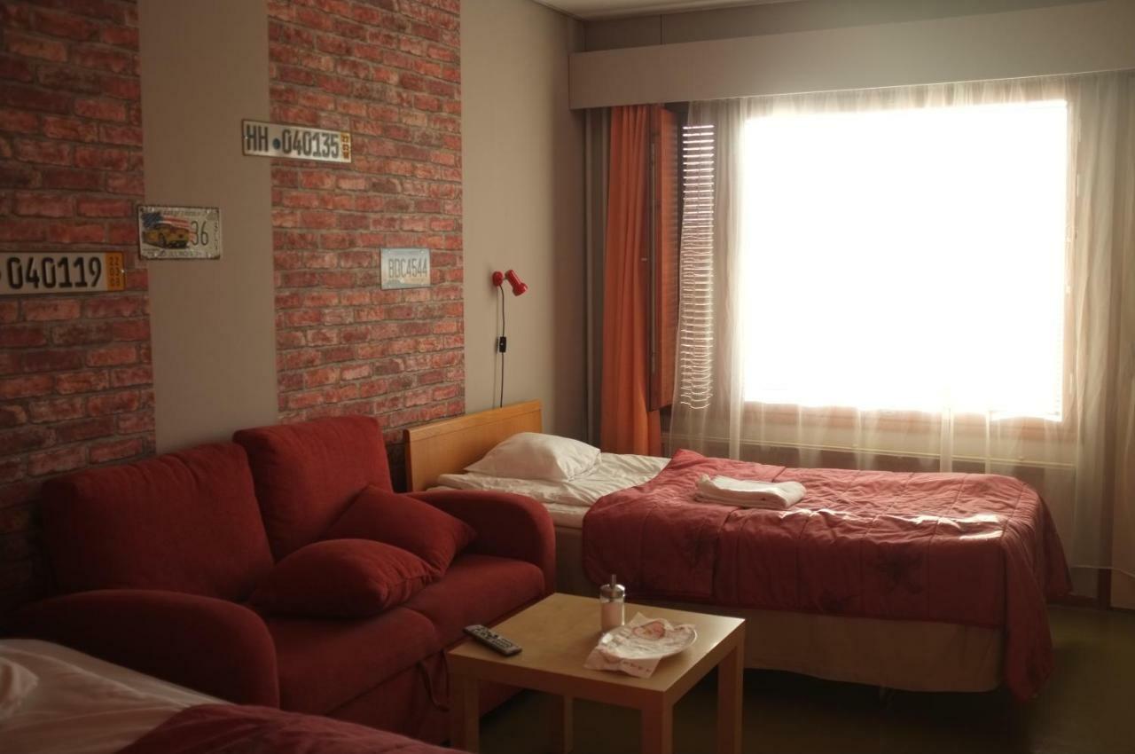 Hotel Villa Vanessa Siltakylä Buitenkant foto